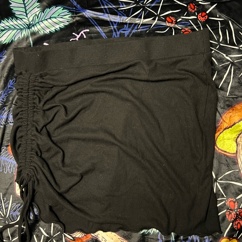 Y2K mini skirt
